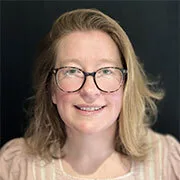 Dr Bea Birtwell